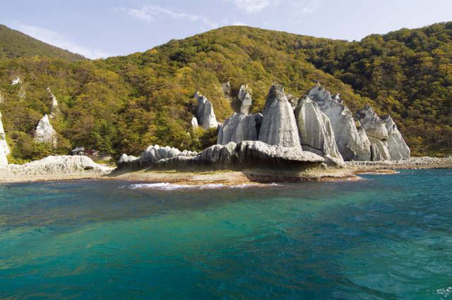 神秘的な景観が広がる仏ヶ浦